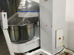 Italija Esmach TNSE 200 H