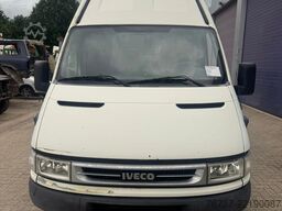 Iveco Daily **35C12-2300CC**