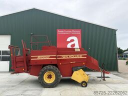 New Holland D2000