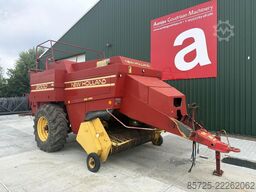 New Holland D2000