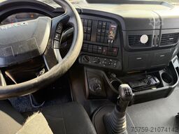 Iveco Stralis 260SY46 Kipper + Kran FASSI F195