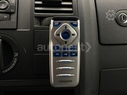 VW T5 Transporter 2,0 Benzin *Leichen/Bestattung*