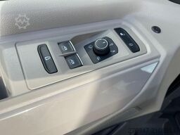 VOLKSWAGEN T7 Multivan Style eHybrid KR 4MOTION AHK Matrix