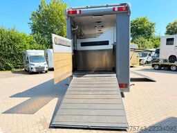 MERCEDES-BENZ ATEGO 1218  5  Pferde  Wohnung Dusche