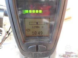 Linde E25H-01/600 mit Freihubmast