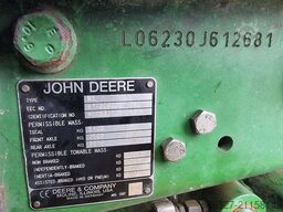 John Deere 6230