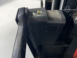 LINDE V 10 /  * DEMO !! DOUBLE steering !!
