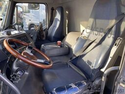 Volvo FM 370 + Euro 5 + Palfinger Z-Q170 Crane + 30to...