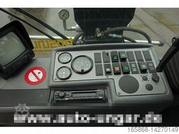 Boschung L3 Schwemmfahrzeug 4-Rad Lenkung Motorschaden