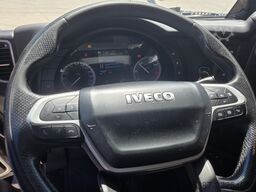 IVECO SWAY 260S48