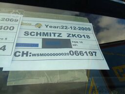 Schmitz Cargobull 2 AXLE + CARRIER + DHOLLANDIA LOADLIFT