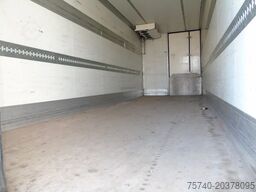 Schmitz Cargobull 2 AXLE + CARRIER + DHOLLANDIA LOADLIFT