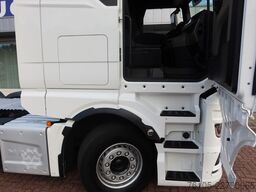 MAN TGX 26.510 6x2  Stuur lift as met Slaapcabine