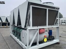 Used Industrial Chiller CLIMAVENETA - 398.9 kW | With warranty