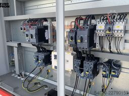 Used Industrial Chiller CLIMAVENETA - 398.9 kW | With warranty