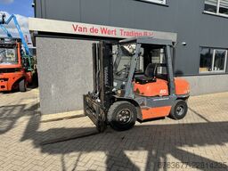 TOYOTA 02-6FD35 Triplo 430 Freelift / Sideshift / Vorkversteller 6 cilinder Diesel