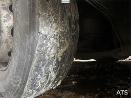 Volvo FM410 2-Chamber Refuse Truck.