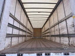 Renault C 380 DTI 26T 6X2 EJE DIRECIONAL  TAULIN