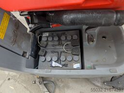 Hako Scrubmaster B45