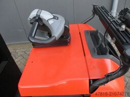 TOYOTA TSE300 Tracto