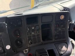 Scania P114-380 6x4 + HIAB 220 x5