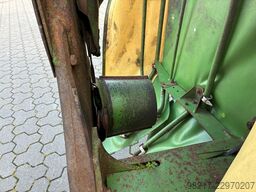 Krone EasyCut B 890