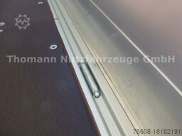 RENAULT Pritsche Plane mit Schlafkabine hinten