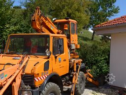 Mercedes-Benz Unimog U424/U1000