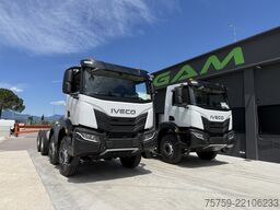 Iveco T-Way 410T54 Chassis 40Ton 8x4