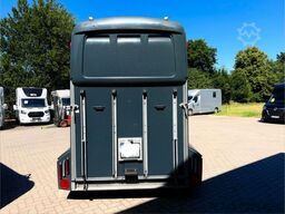 HUMBAUR STX Trailer mit Sattelkammer
