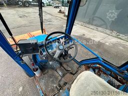 ISEKI 3015A 4x4 Kleintraktor inkl. Kehrmaschine