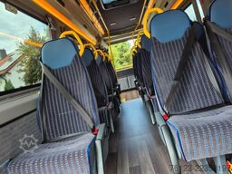MERCEDES-BENZ Sprinter 517 Heckniederflur Vorlauffahrzeug