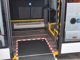 MERCEDES-BENZ Sprinter 517 Heckniederflur Vorlauffahrzeug
