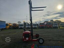 Moffett Mitnahmestapler NX Typ M 4 20.3 Nur 962 Stunden