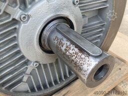 SIEMENS 1LE16032AA534GB4