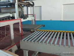 M&M Mediterranea de Maquinaria M&M WRC 98 1150-1600 pizza box machine,