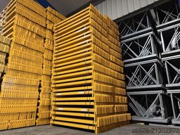 Jungheinrich MPB / K: 80x50 mm lichte Weite: 1.900 mm