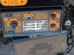 Scania P230 + thermo king + lift