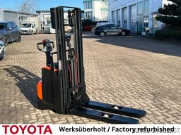 Toyota SWE 120