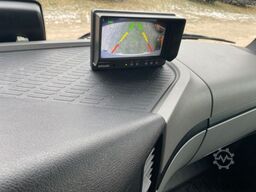 MERCEDES-BENZ 1827LL Kühlkoffer LBW 2,5 t Kamera Klima Heizung