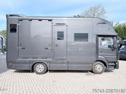 MERCEDES-BENZ ATEGO 1021  Roelofsen 3  Pferde  Wohnung Dusche
