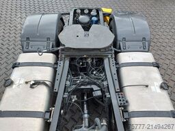 MAN TGX 18.500 XXL-INTARDER-2 Tanks-New Service