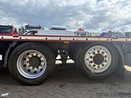 DAF XF 105.410 + euro 5 + 6x2 lift + full option