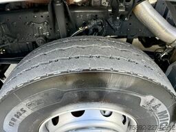 Mercedes-Benz Actros 3336 /6x4/Kipper+Fassi F155/Eu5/130tkm