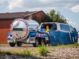  Schmies STS V-1,5 Vakuumsaugfass-Anhänger 2,7to