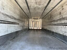 SCANIA P 280 Kühlkoffer mit BÄR Ladebordwand / Kiesling
