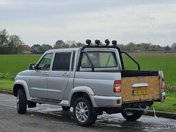 ONBEKEND MINI RAM 4x4 Petrol Airco!