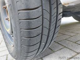 FORD Fiesta 1,1-Klima-Spurhalte-PDC-MFL-1Hd-Bluetooth