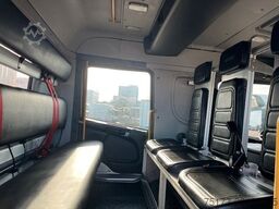 SCANIA P320 CB 4x4 Doka AHK Klima 9-Sitze Aut. Stdhz.