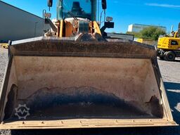 LIEBHERR L576 X-Power